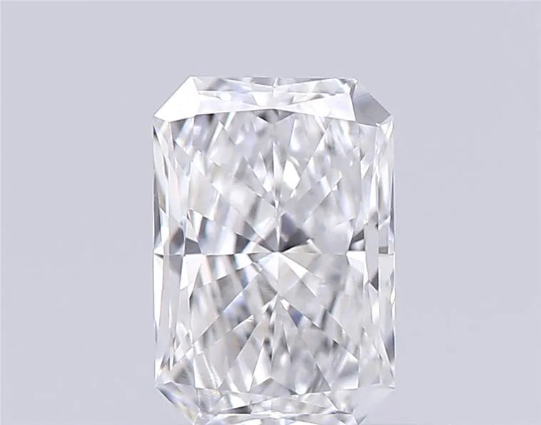 0.37ct Radiant Lab Grown Diamond (Colour D, Clarity VVS2, IGI)