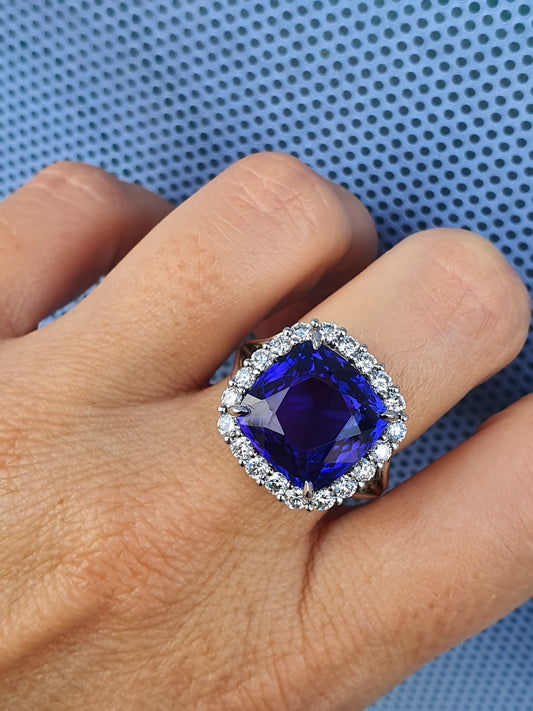 Cushion Tanzanite & Diamond Ring