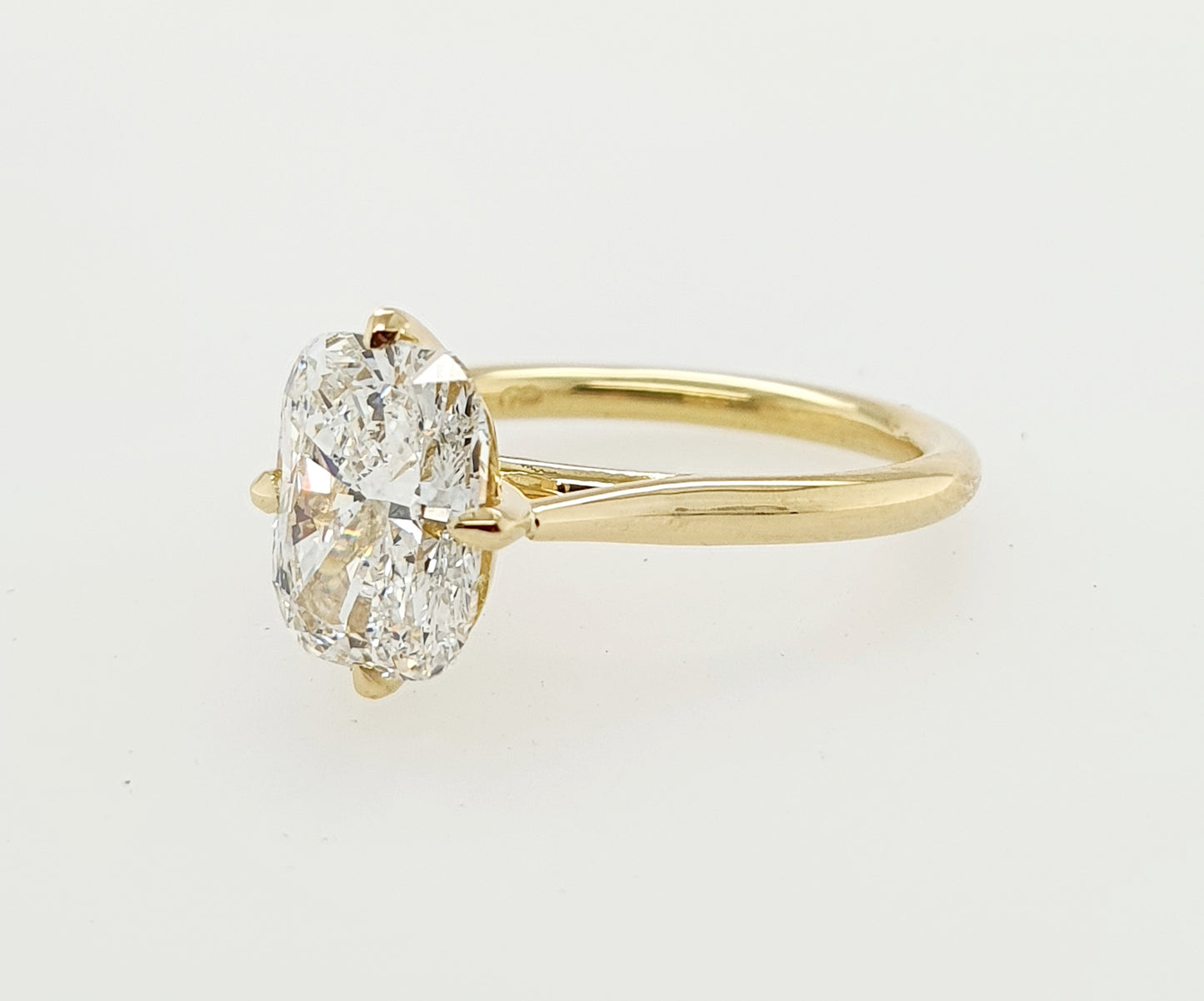 Elongated Cushion Cut Sweep Cut Ring