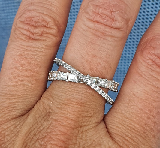 Brilliant & Baguette Cut Cross Over Diamond Ring