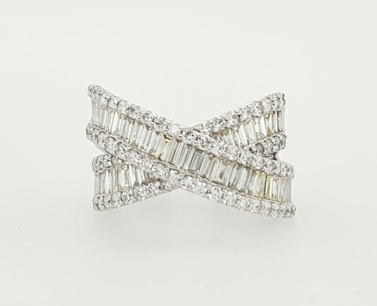 Baguette and Round Brilliant Cross Over Diamond Ring