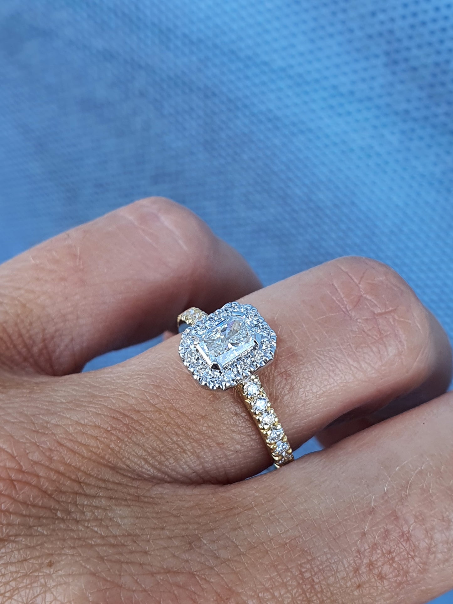 Radiant Halo Ring