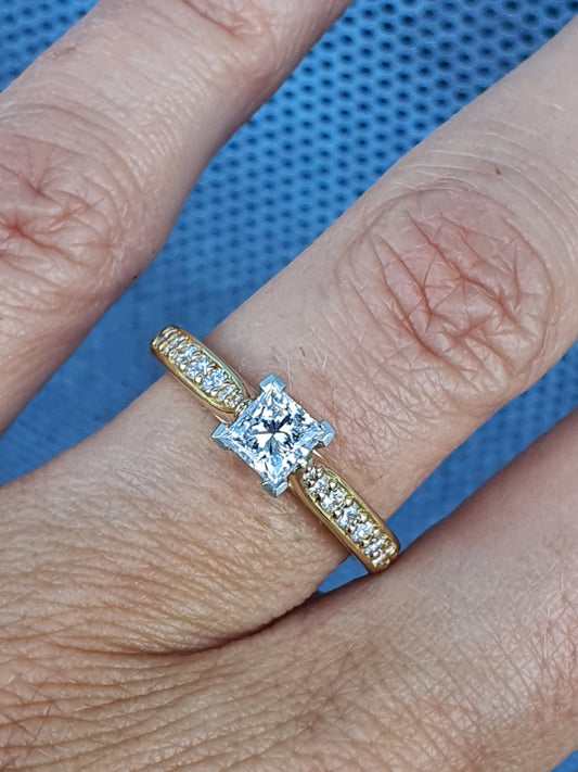 Princess Cut with Side Diamonds