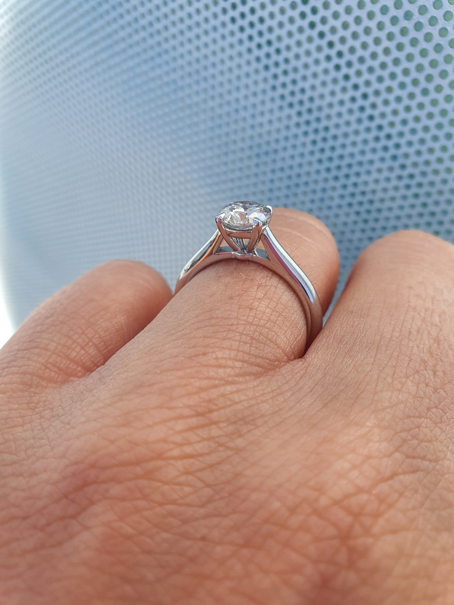 1ct Round 4 Claw Ring