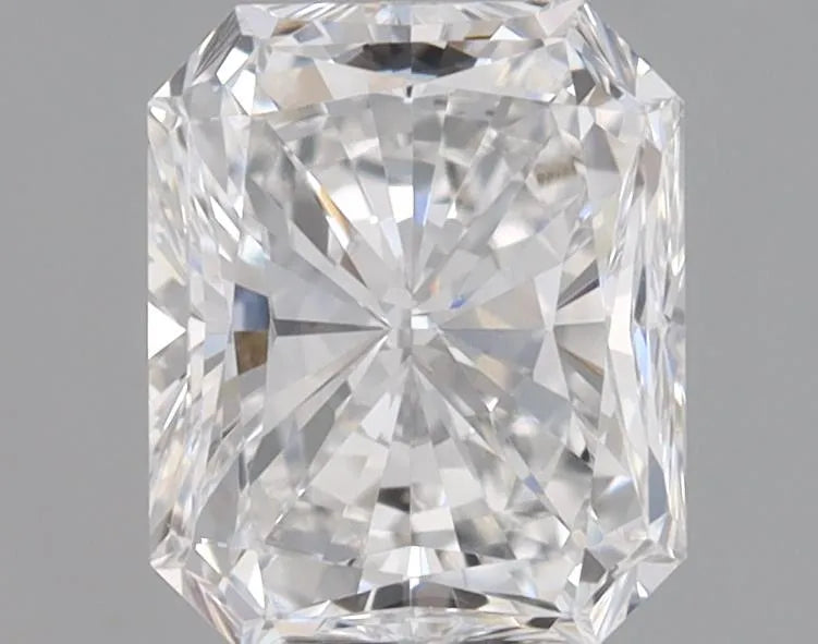 1.03ct Radiant Natural Diamond (Colour E, Clarity VVS2, GIA)