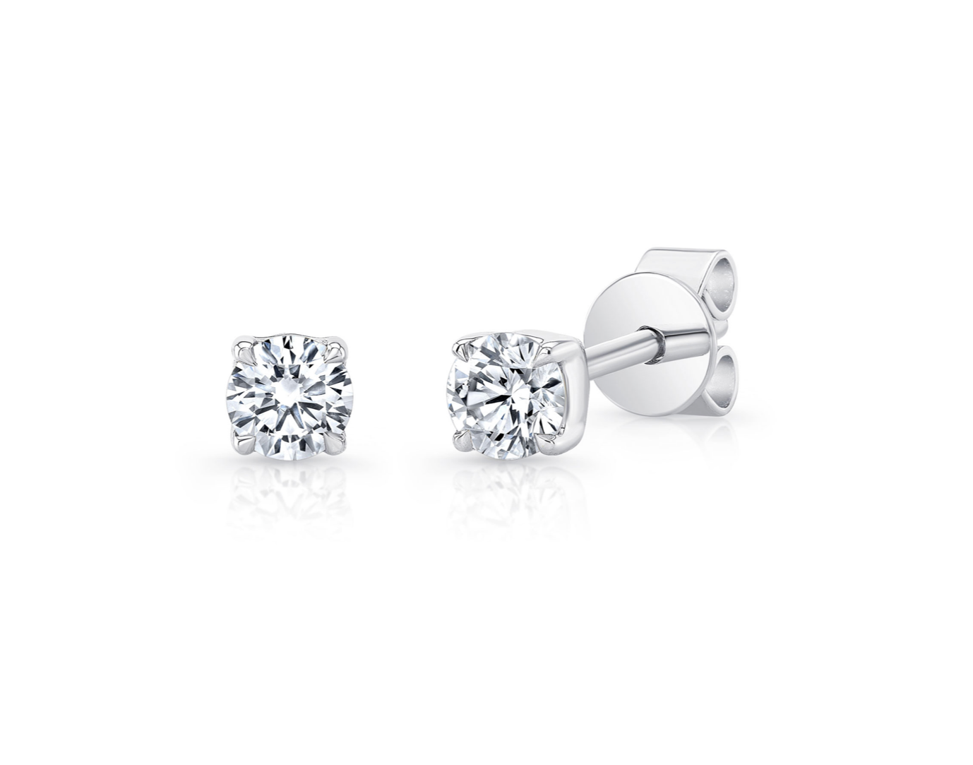.50 CT TW Stud Earrings