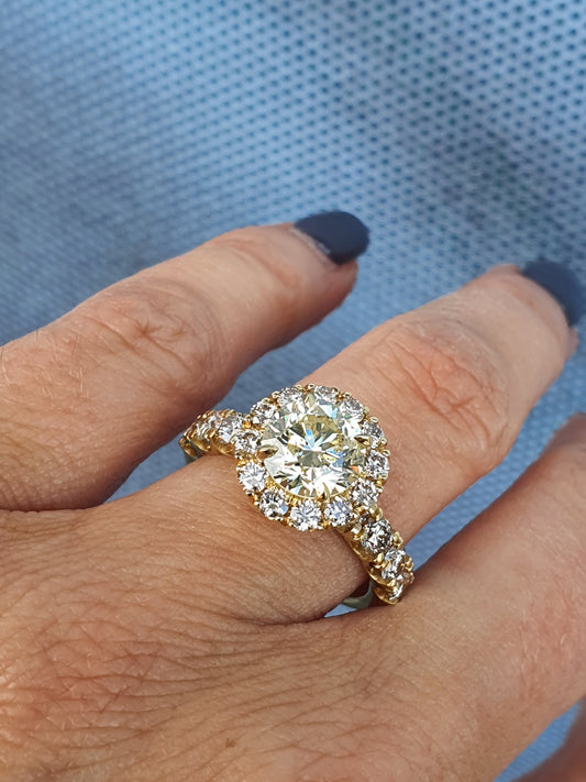 Scalloped Halo Ring