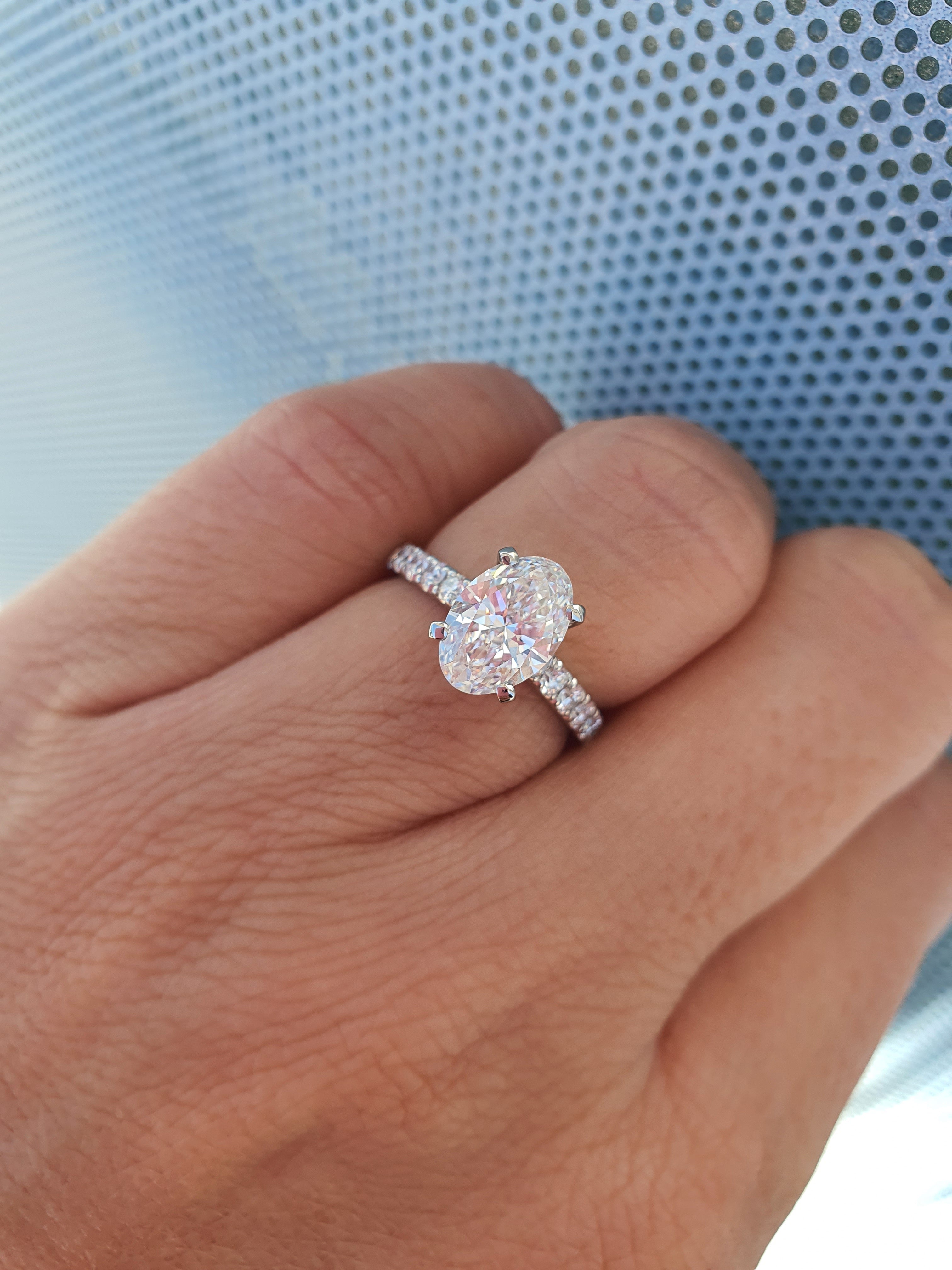 Vault Rungs 1.53ct Oval Ring – DiamondVault