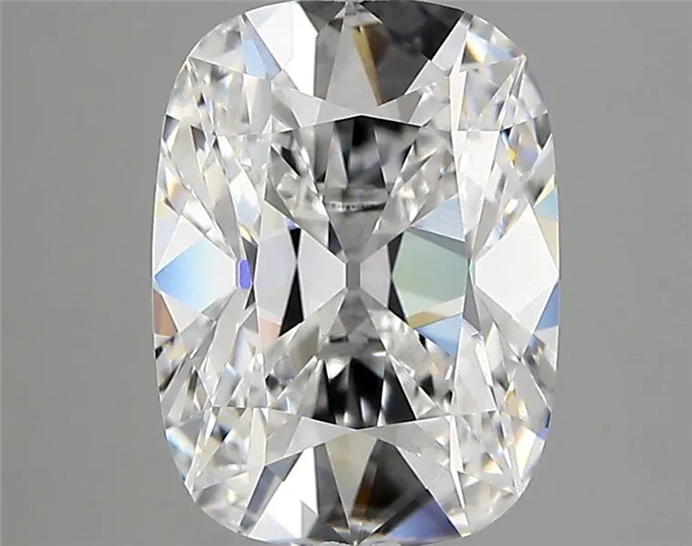 3.01ct Cushion modified Lab Grown Diamond (Colour D, Clarity VVS2, IGI Certified)