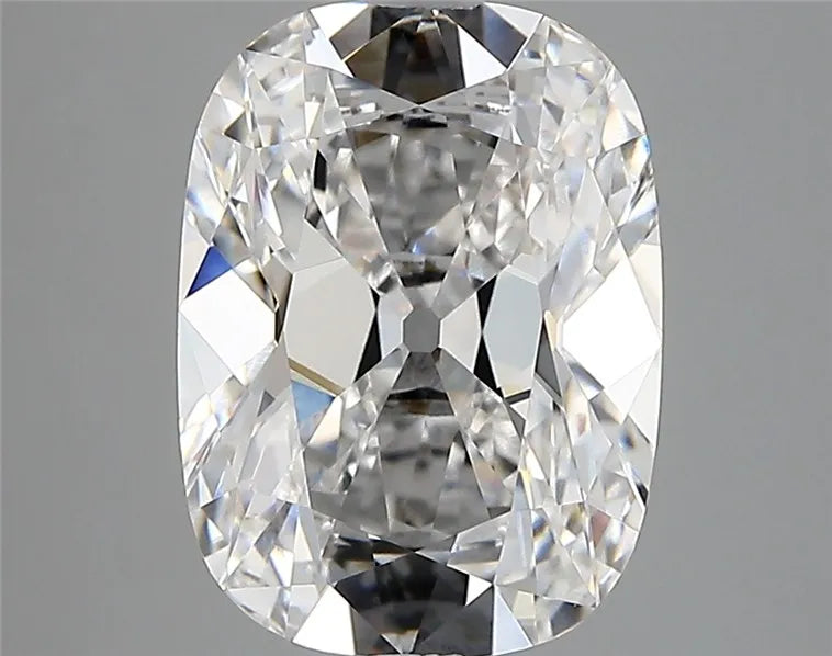 3.40ct Cushion modified Lab Grown Diamond (Colour E, Clarity VVS1, IGI Certified)
